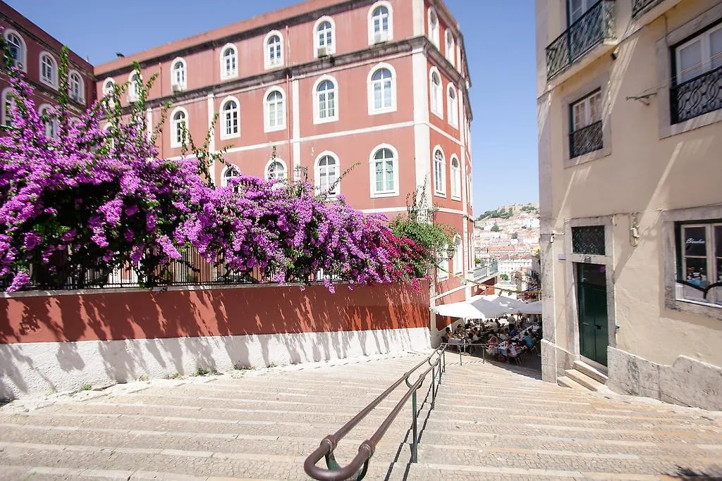 Loving Chiado Apartment Lisbon 0*,